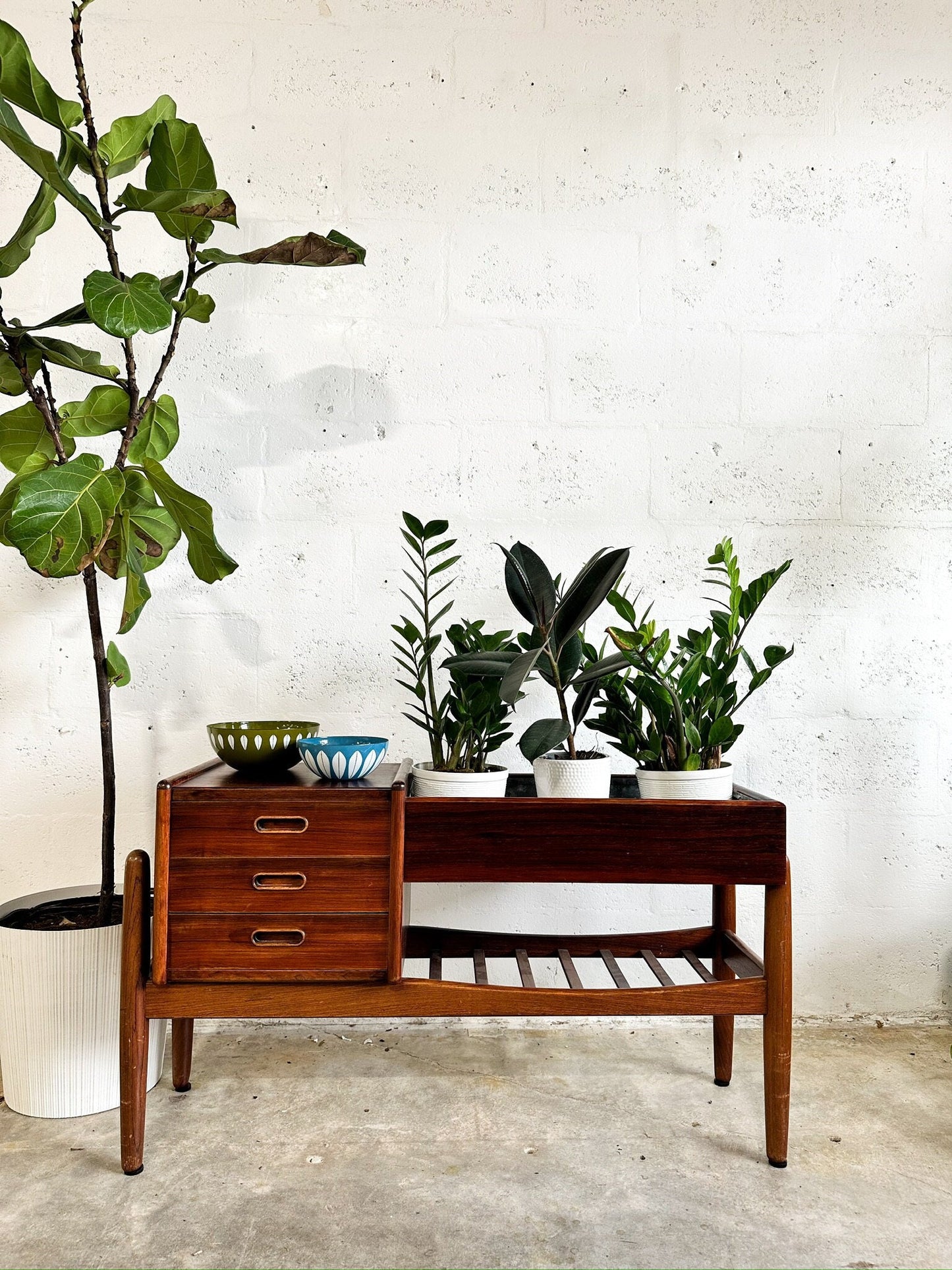 Rosewood Danish Modern planter by Arne Wahl Iversen