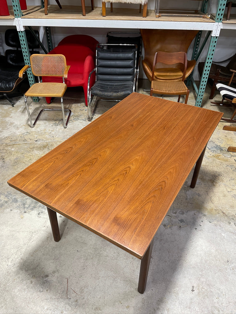 Johannes Andersen Danish Mid Century Modern Teak Dining Table Expandable