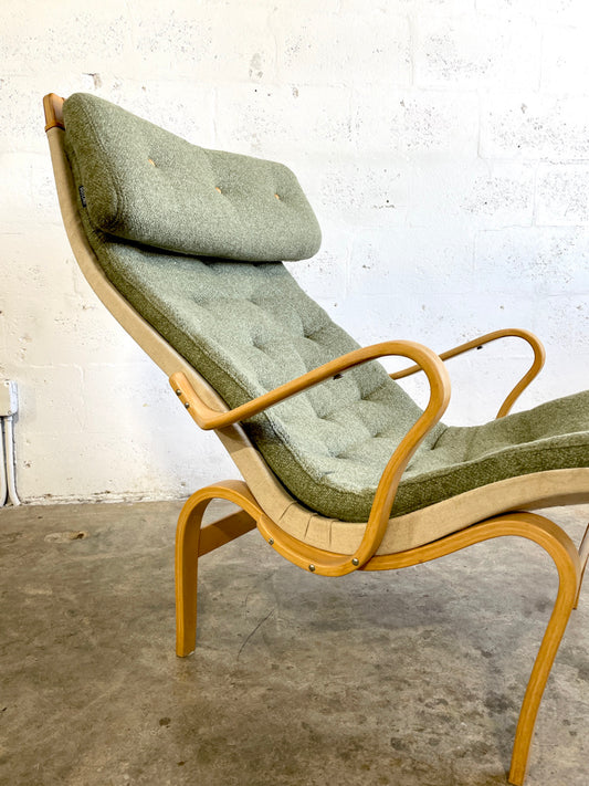 Bruno Mathsson "Pernilla" Lounge Chair