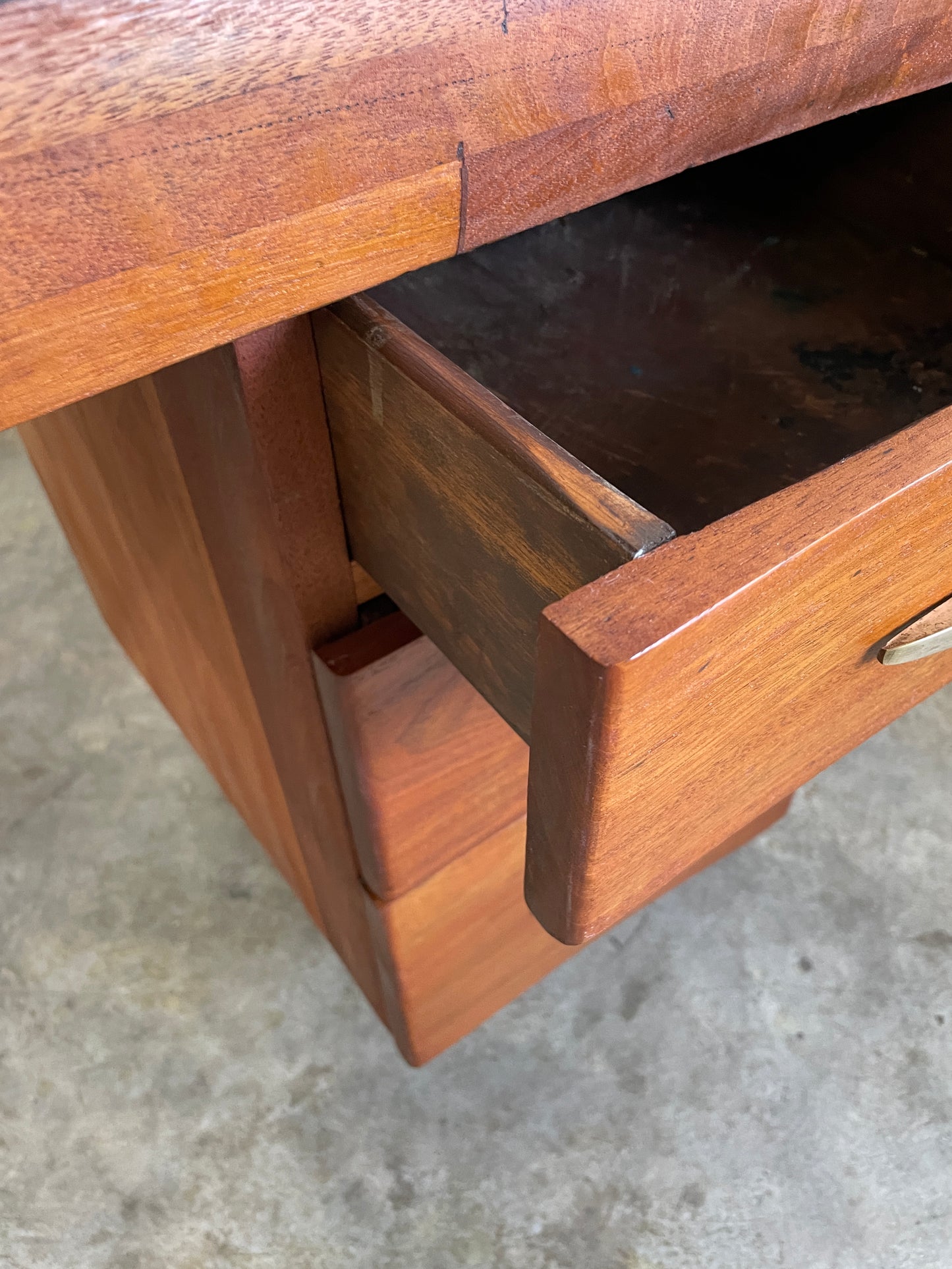 Mid Century Modern Kidney Shaped Desk