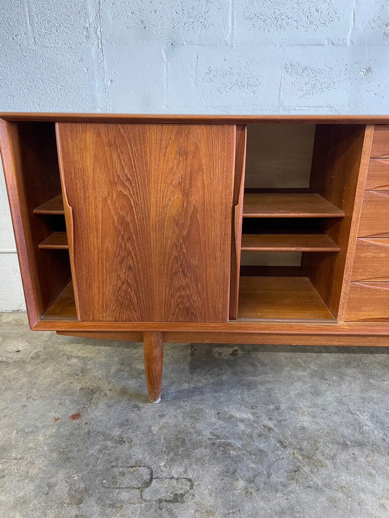 Arne Vodder for Skovby 7738 Mid Century Danish Teak Credenza