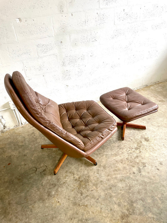 Madsen & Schubell MS68 Leather Danish Swivel Recliner Lounge Chair and Ottoman