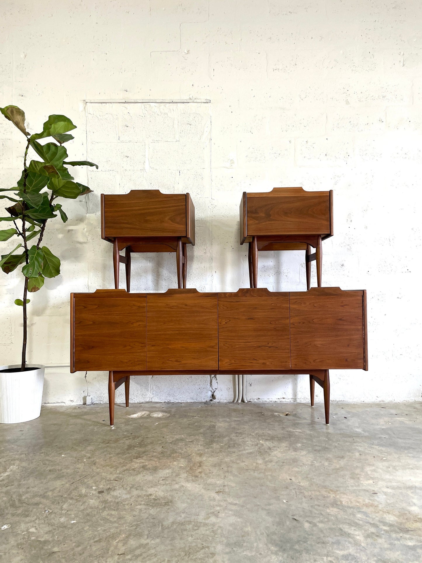 John Caldwell for Brown Saltman Mid Century Dresser Bedroom Set