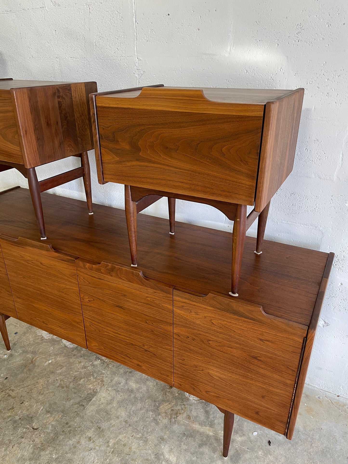 John Caldwell for Brown Saltman Mid Century Dresser Bedroom Set