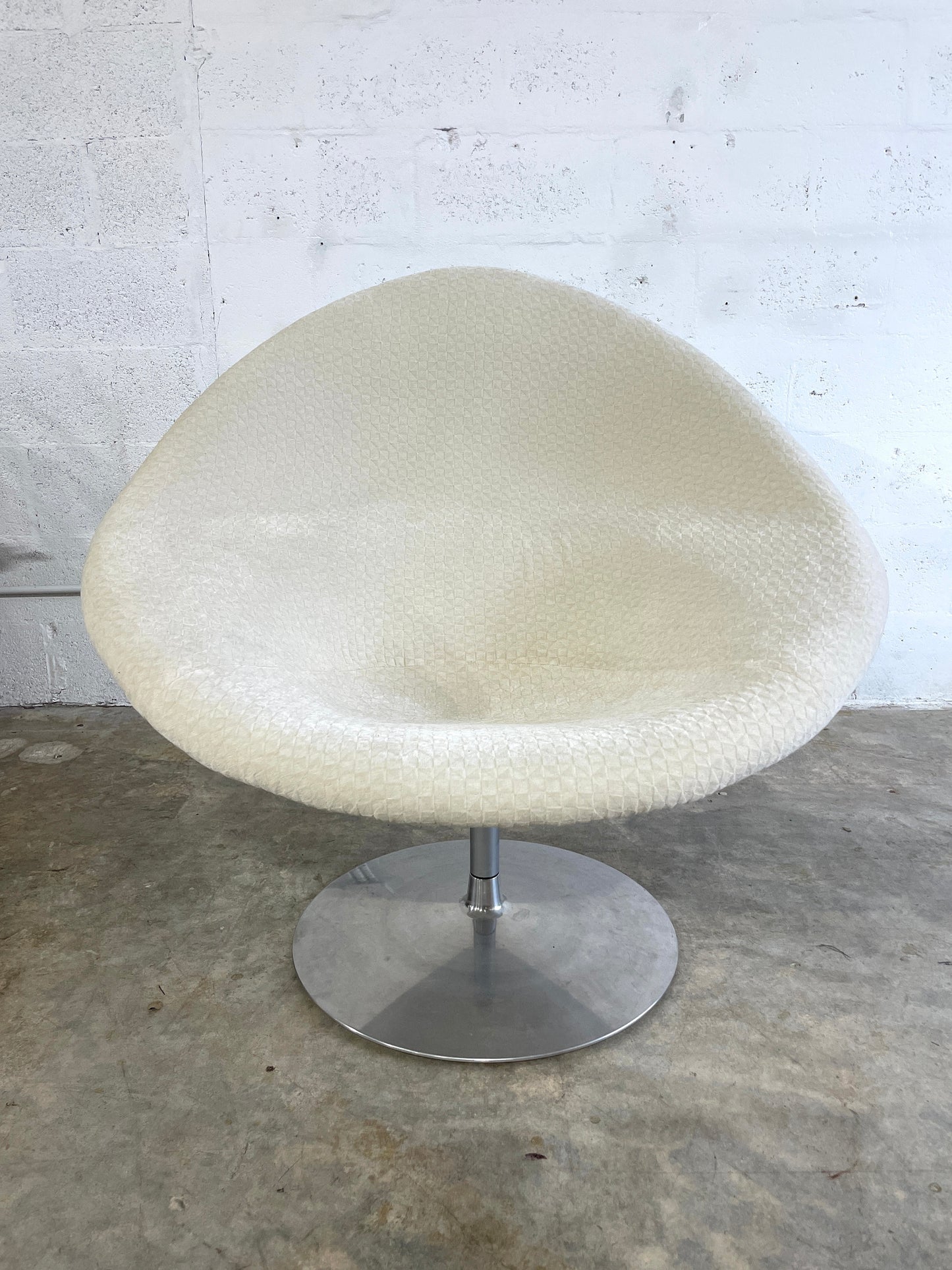 Pierre Paulin for Artifort Mid Century Big Globe Chair