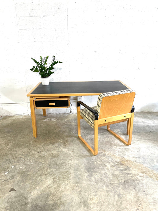 Rud Thygesen and Johnny Sorensen for Magnus Olesen Executive Desk